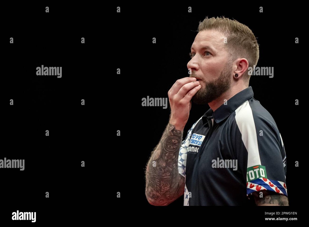 DANNY NOPPERT SURVIVES SCARE WITH 6-5 WIN OVER LUKASIAK AT EUROPEAN DARTS GRAND PRIX