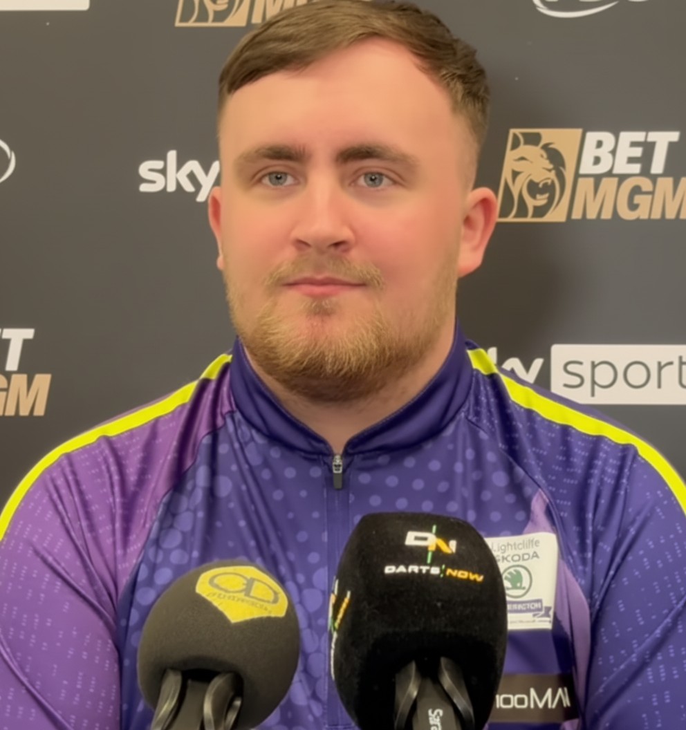 JONNY CLAYTON EXTENDS PREMIER LEAGUE LEAD WITH NOTTINGHAM TRIUMPH AS LUKE LITTLER CLIMBS TO SECOND