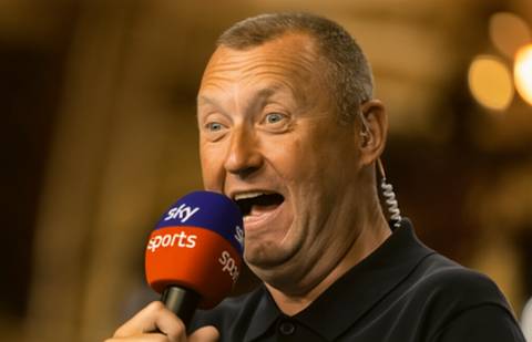WAYNE MARDLE MAKES YOUNG DARTER'S DREAM COME TRUE WITH SURPRISE TOURNAMENT VISIT